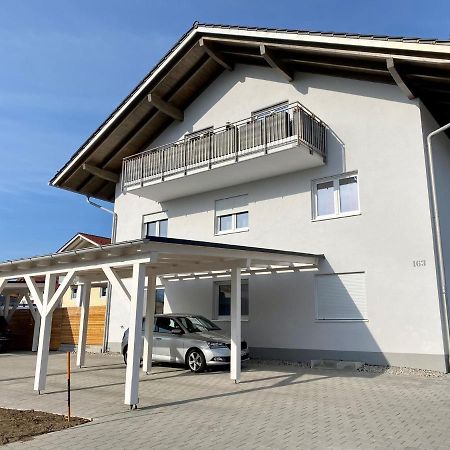 Ferienwohnung Am Bayrischen Meer 우베르시 외부 사진